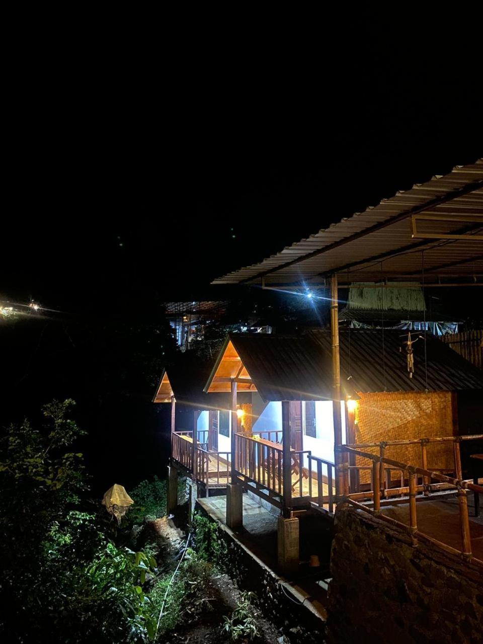 Poetri Bungalow & Restaurant 森纳儒 外观 照片